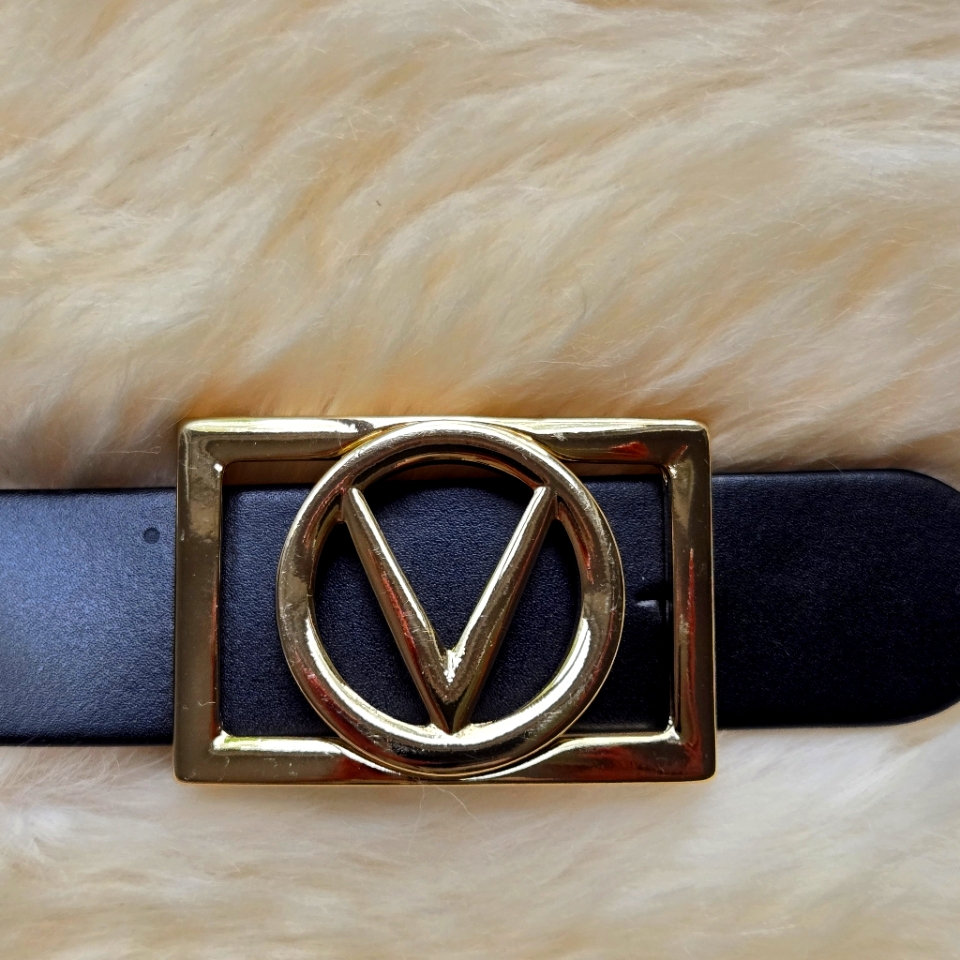 Black Leather Valentino Garavani Gold Buckle Logo Belt